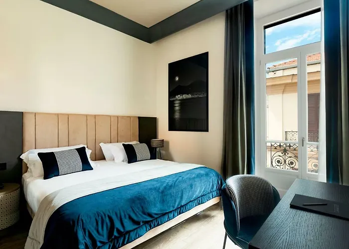 Amadomus Luxury Suites