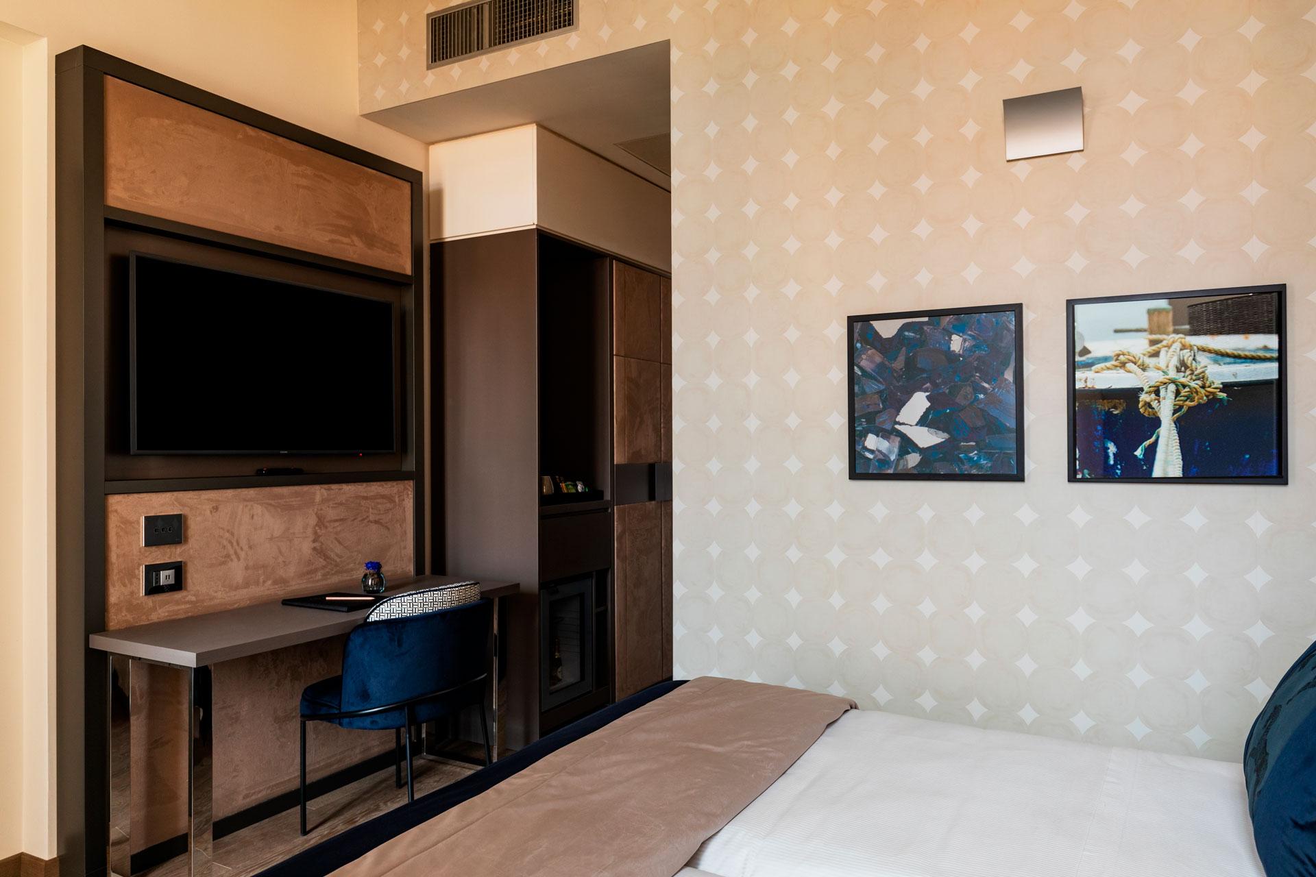 Amadomus Luxury Hotel Neapel